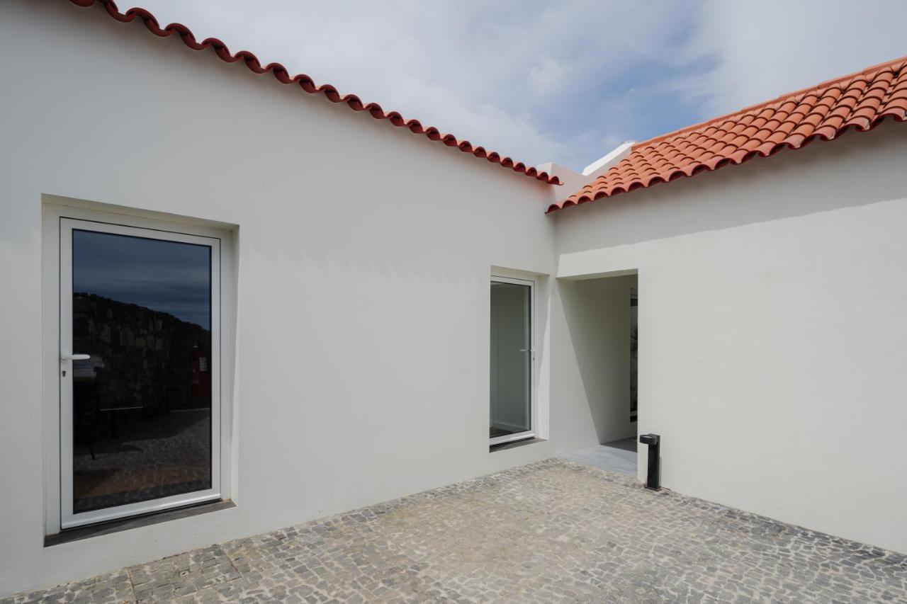 Entre Muros - Turismo Rural - Casa Com Jardim E Acesso Direto Ao Mar Ribeira Grande Ngoại thất bức ảnh